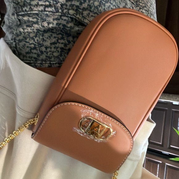 💜MCM LEATHER SHOULDER BAG💜 - Picture 9 of 11